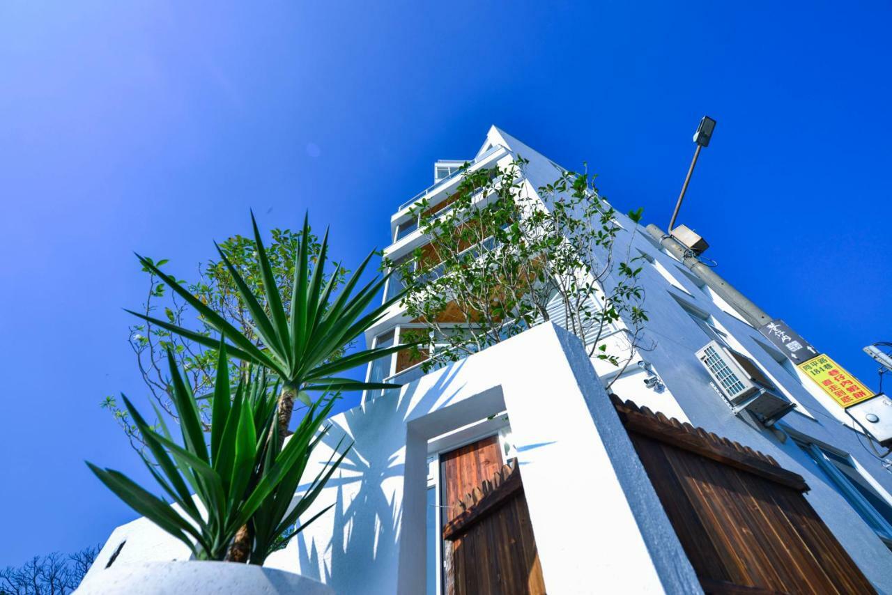 Ferienwohnung Admiring Island Tainan Exterior foto
